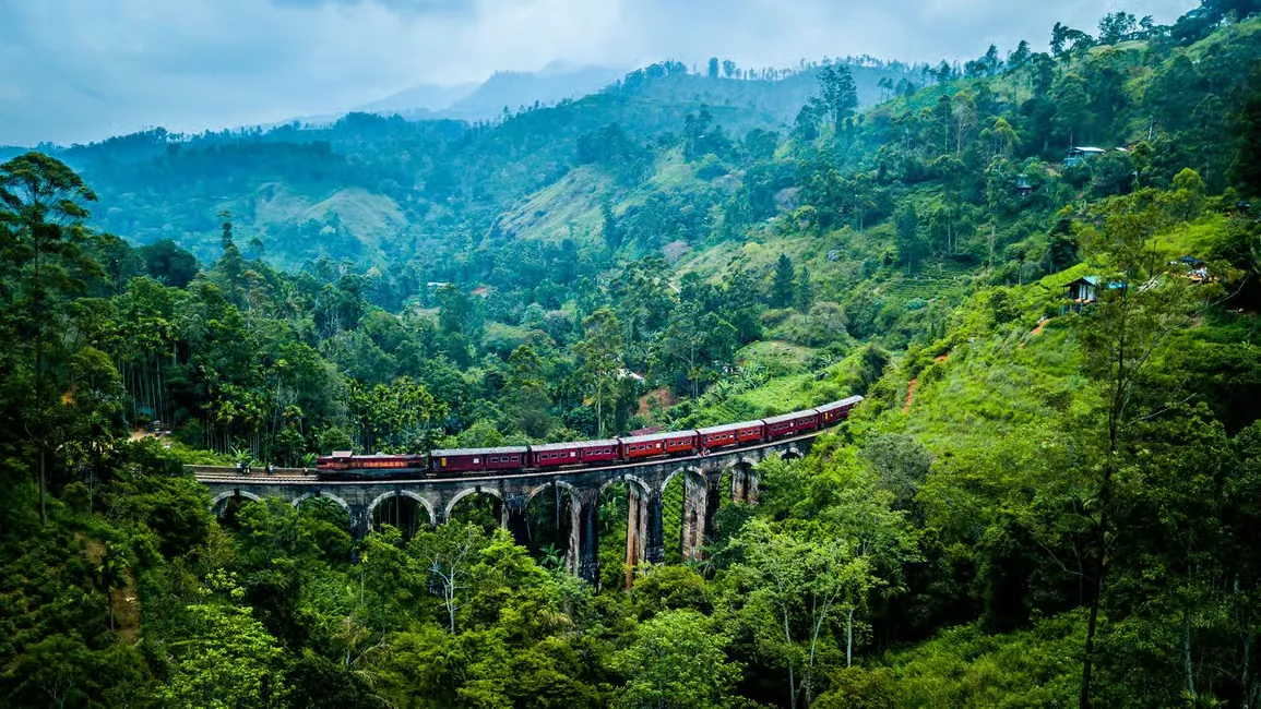 Nine Arch Bridge, Sri Lanka